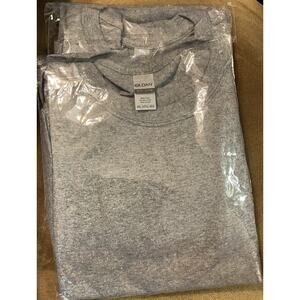 Gildan Heavy Cotton Adult 4XL Short Sleeve Gray Unisex Shirt NWOT Lot Of 2
